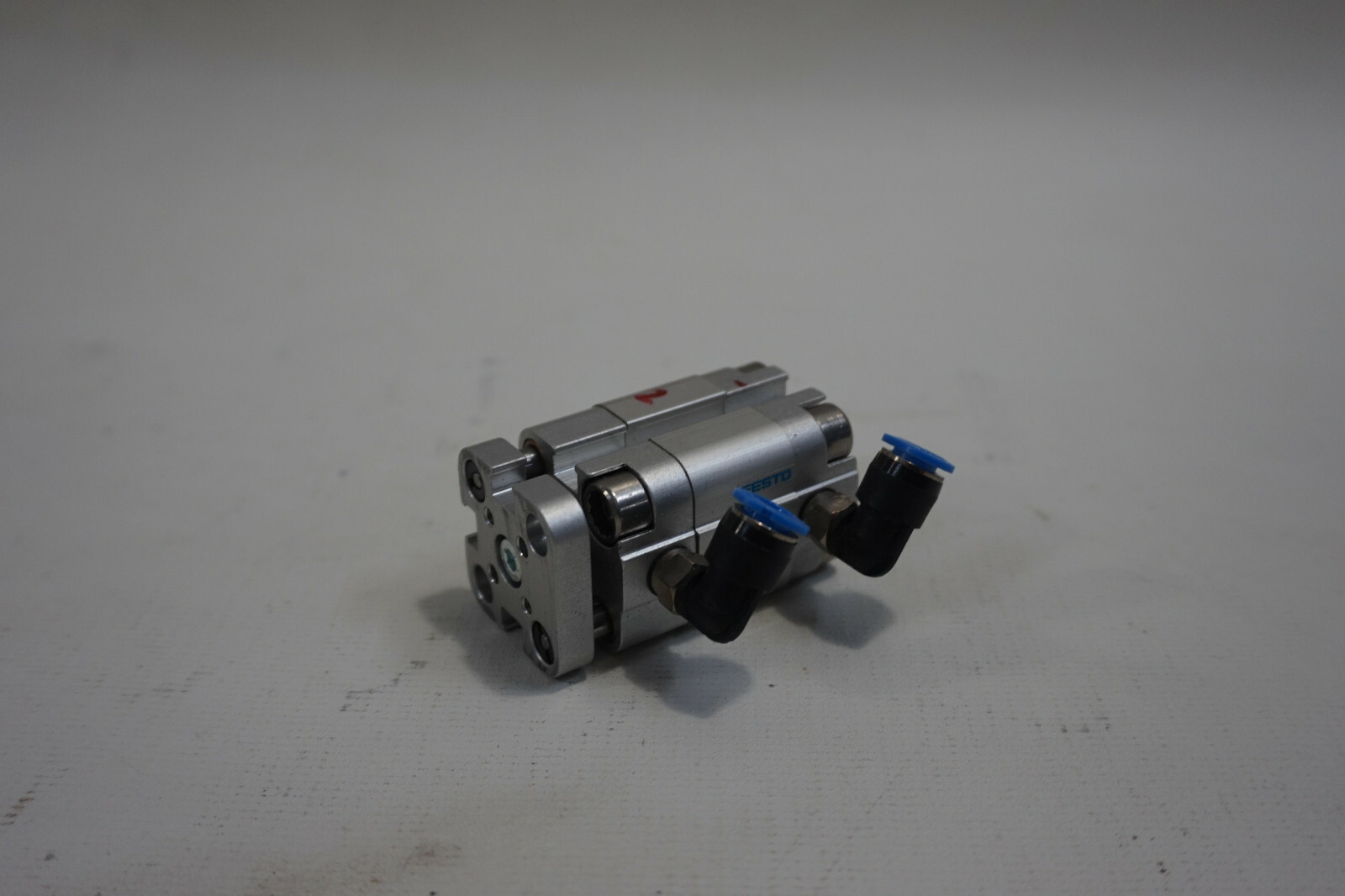 Festo ADVUL-16-5-P-A 156851 Compact Cylinder Pneumatic Cylinder