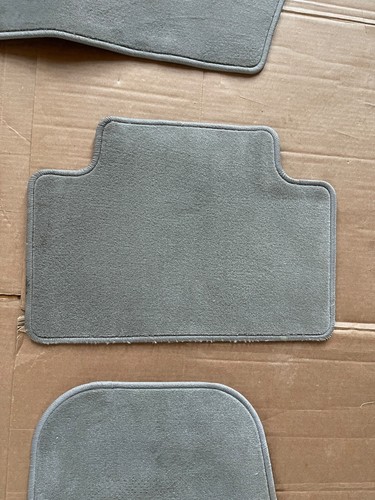 2011-2024 DODGE DURANGO GREY CARPET FLOOR MAT 5 PC SET OEM - Picture 5 of 7