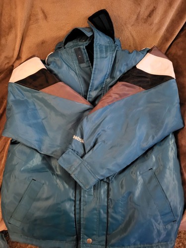San Jose Sharks NHL Vintage Water Proof "Face Off" Jacket (Medium 10-12) Reebok - Picture 4 of 5