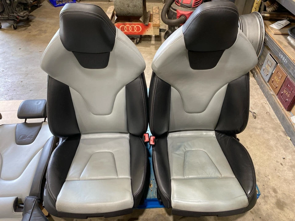 2010-2012 Audi S4 Sport Seat Set Front & Rear Panda Silver Worn Leather (TL) Foto 2 de 4