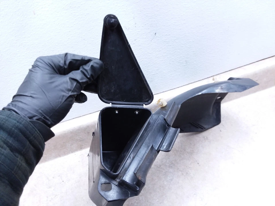 Guardabarros trasero interior Honda 900 Super Sport CB900F 900F CB900 1981 1982 ANX-C39 Foto 3 de 4