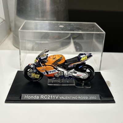 IXO Honda RC211V #46 Valentino Rossi 2002 World Champion 1:24