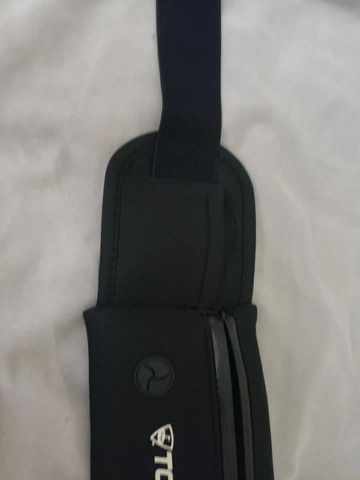 Cintura Top Golf Poliéster Spandex Negra, Ajuste Super Forma Foto 2 de 4