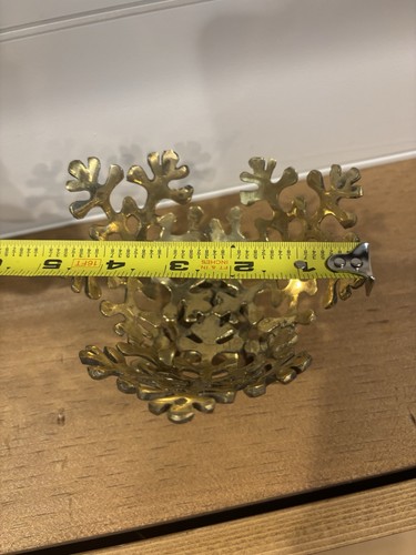 CHRISTMAS GOLD SNOW FLAKE PATTERN HOLIDAY DISH, MADE IN INDIA BOWL - Picture 7 of 7