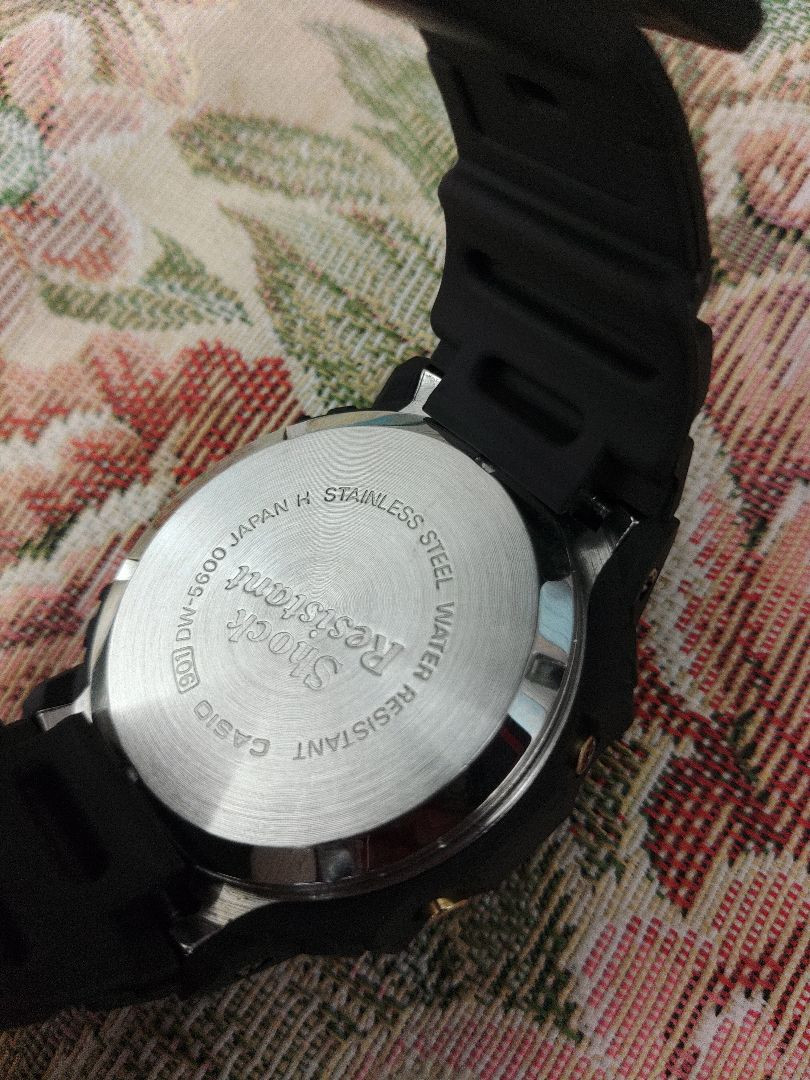 希少 美品 G-SHOCK DW-5600C 901 スピードモデル ゴールド CASIO G-SHOCK DW-5600C-9CV ゴールド スピードモデル
