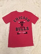 Chicago Bulls T Shirt Short Sleeve Mascot Windy City Red Black Boys Large 10-12