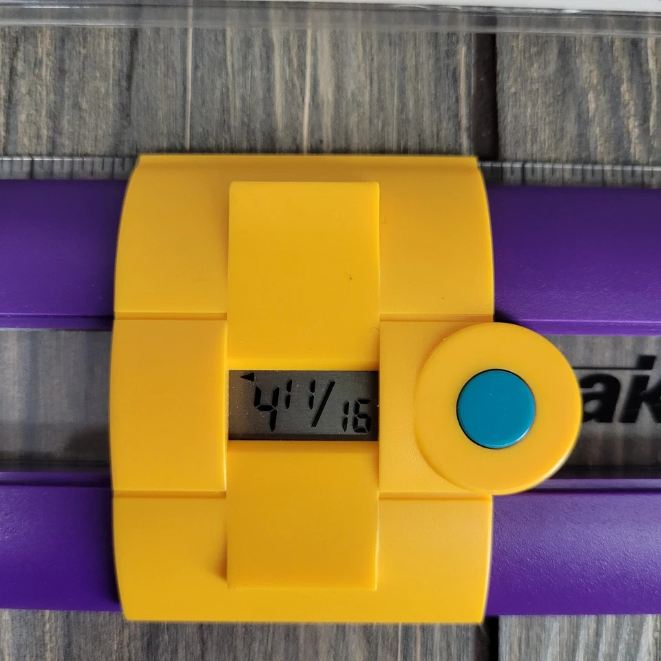 Pantalla digital Fastrak de la década de 1980 regla deslizante 16ths púrpura Homestar vintage Foto 4 de 4