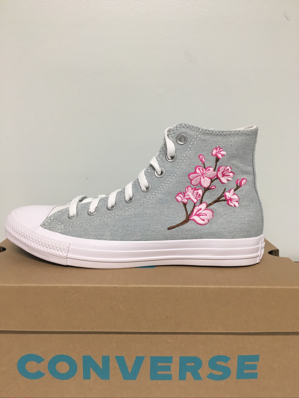 Converse *Custom Made* Embroidered Hi 
