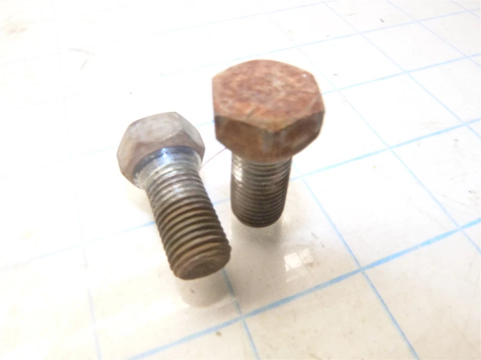 CASE/Ingersoll 3010 3012 3014 3018 3016 tuercas de tractor pernos Foto 2 de 2