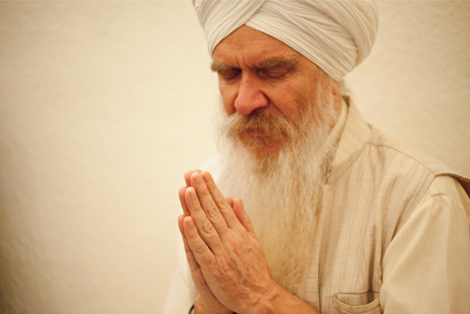 Thumbnail - Sat Hari Singh | Das Herz Des Yoga | Taschenbuch | Deutsch (2013) |