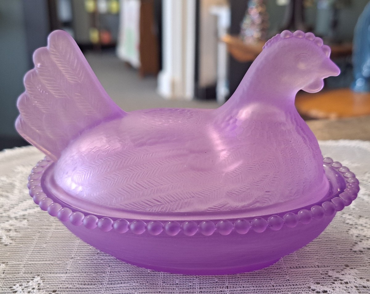 【送料無料】インディアンガラス 小物入れ ニワトリ Hen on Nest Set Of 6 Hen On Nest, COMPLETE SET OF SATIN ROSE'S CLOSET | eBay