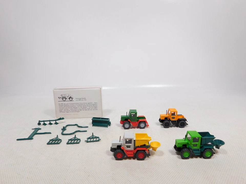 Wiking 1:87 H0 5x Modello: Mb-Trac + Set Anhänge-geräte Sg / Mint + 1x Box # - Immagine 2 di 4