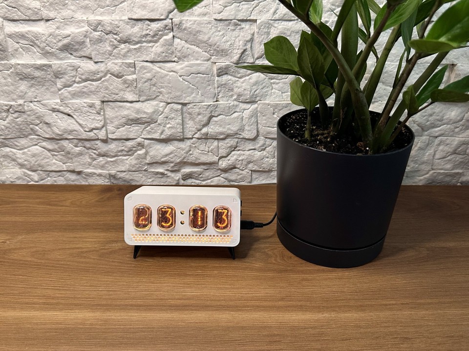NIXIE CLOCK In-12 with tubes 4 Digits + LED RGB Backlight + Mini USB ...
