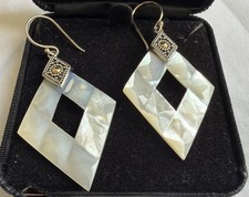 ROBERT MANSE Bali Design 18k.Gold & 925 Sterling Silver Mother of Pearl Earrings