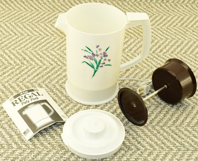Regal 7500 Poly Perk Electric Percolator White Purple Iris 10 Cup