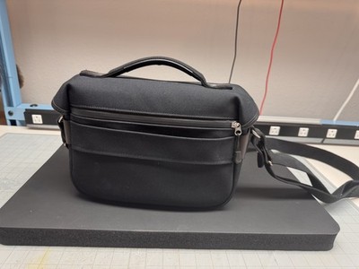 Billingham Hadley Small Pro Camera Bag (Black FibreNyte/Black Leather Trim, 5L)