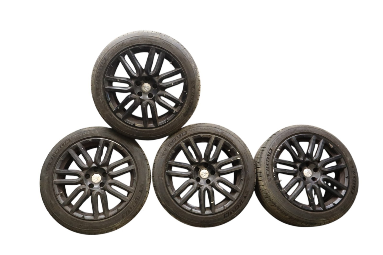 14-21 Maserati Ghibli M157 19" Alloy Wheel Rim With Tire 245/45ZR19 Set of 4 Oem