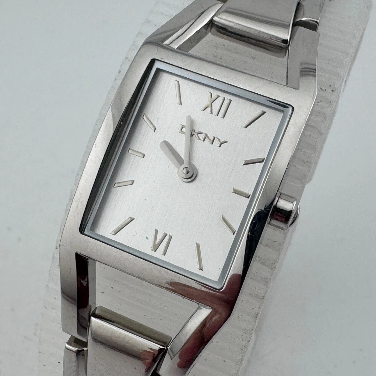 DKNY Rectangle 50 m (5 ATM) Water Resistance Wristwatches  display picture 2