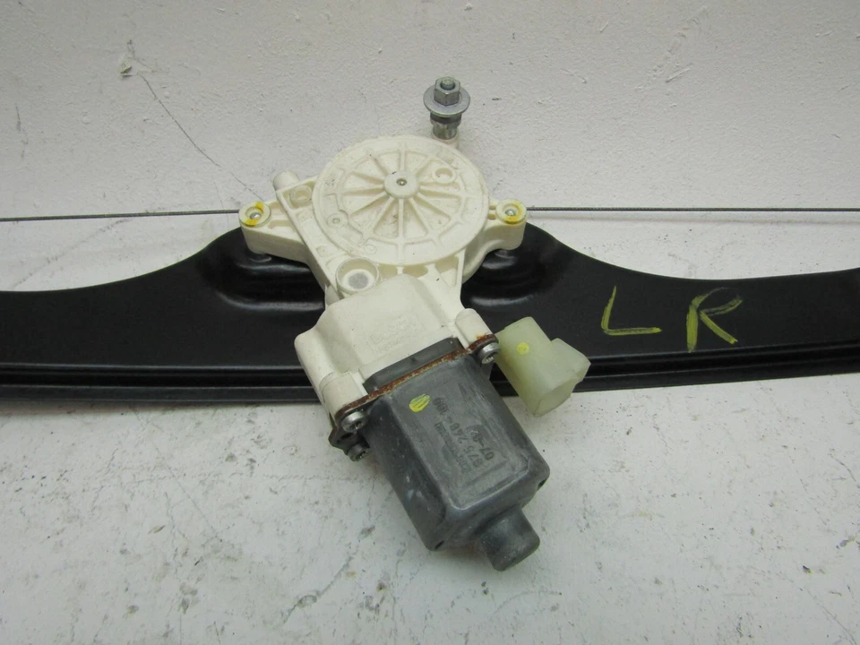 Motor regulador ventana OUTLOOK 2007 2010 SATURN lado conductor izquierdo puerta trasera Foto 3 de 4