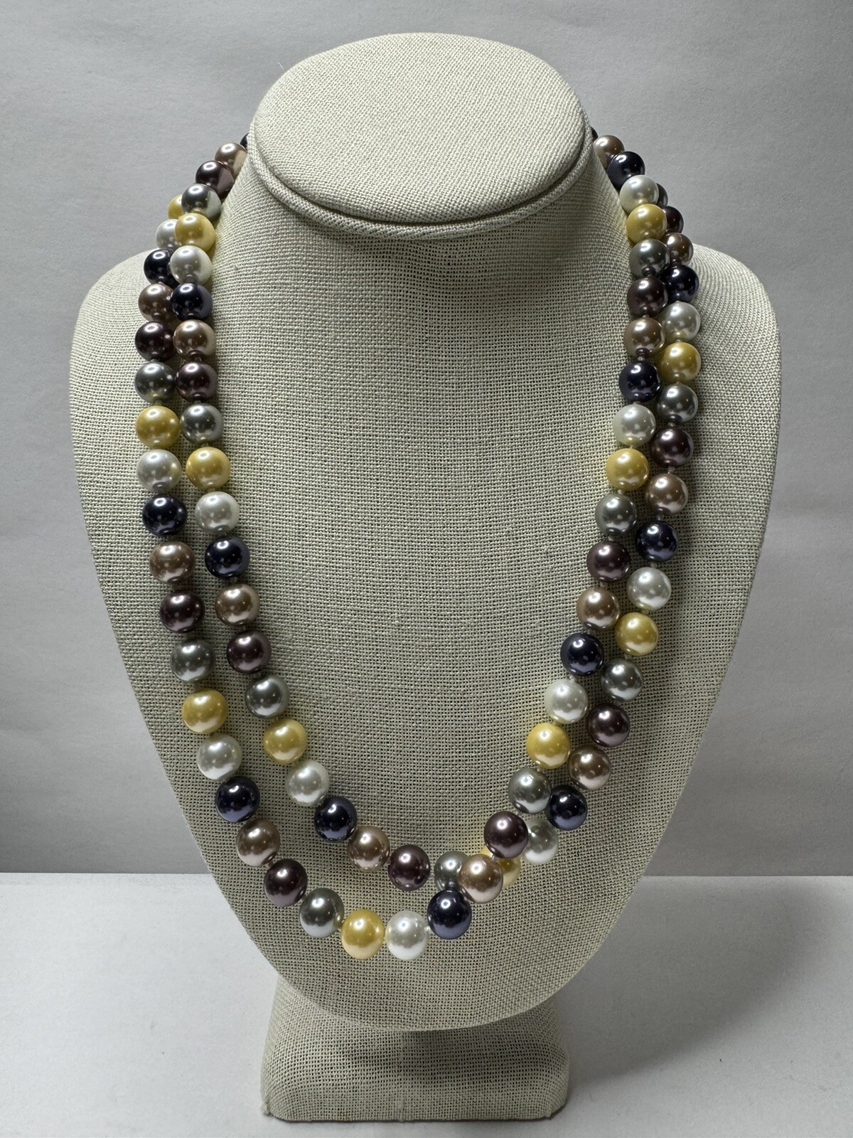 Kenneth Jay Lane KJL Faux Pearl Necklace - image 4
