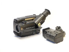 Sony Handycam CCD-TR44 Video 8 NTSC Analog 8mm Camcorder