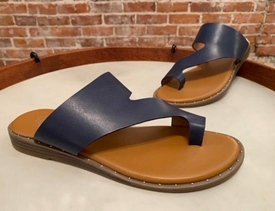 franco sarto ginny toe thong sandals