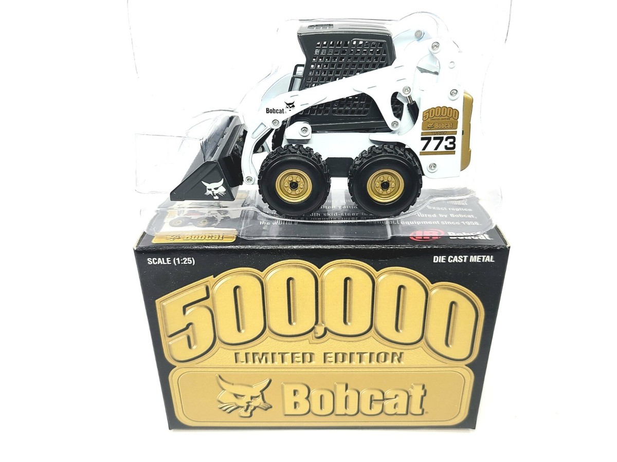Bobcat 773 Skid-Steer Loader - 500K Gold - Wan Ho 1:25 Scale Model