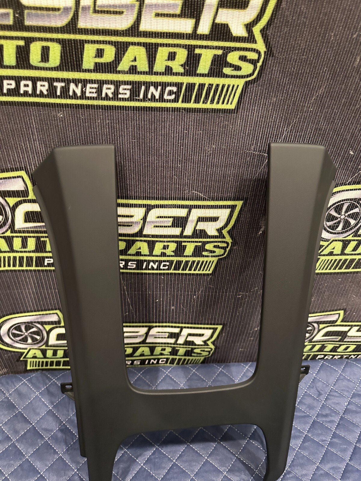 2018 AUDI R8 SPYDER STORAGE TRIM COVER OEM 4S7 867 925 A 6PS 4S7867925