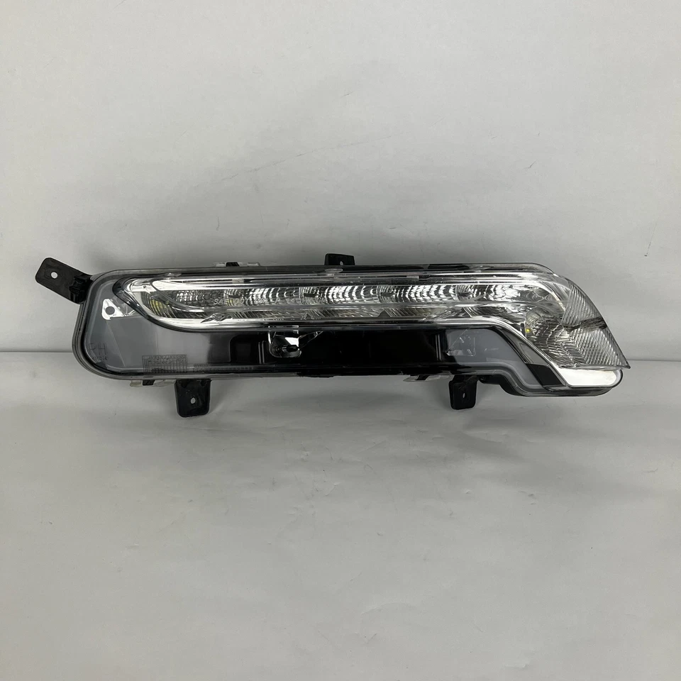 Оригинальный противотуманный фонарь дневной ходовой для Chevrolet Impala 2014–2020 годов выпуска 22931248 - Изображение 2 из 4