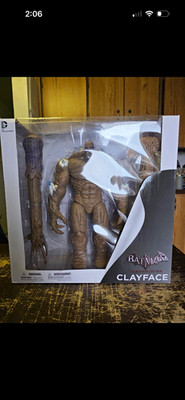 DC Collectibles Batman Arkham Deluxe Figure Set Clayface Titan Joker Croc Freeze