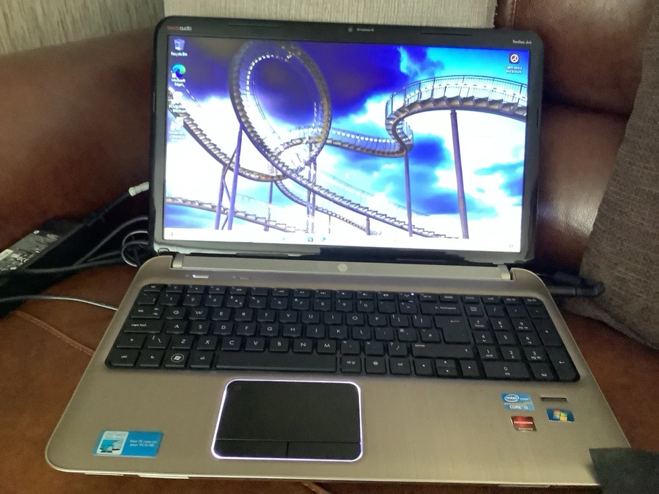 HP Pavilion DV6 15.6-inch With Beats Audio - Image 2 of 4