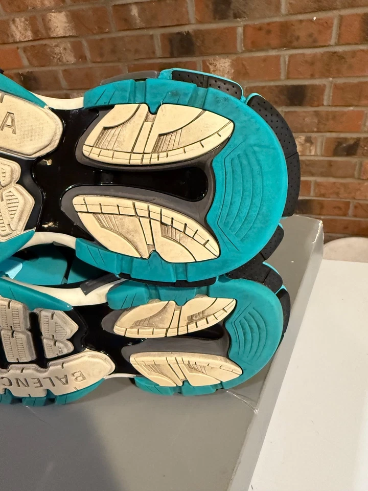 Balenciaga Aqua Blue Leather And Mesh Track Sneakers Size 40 UK 7 - Image 4 of 4