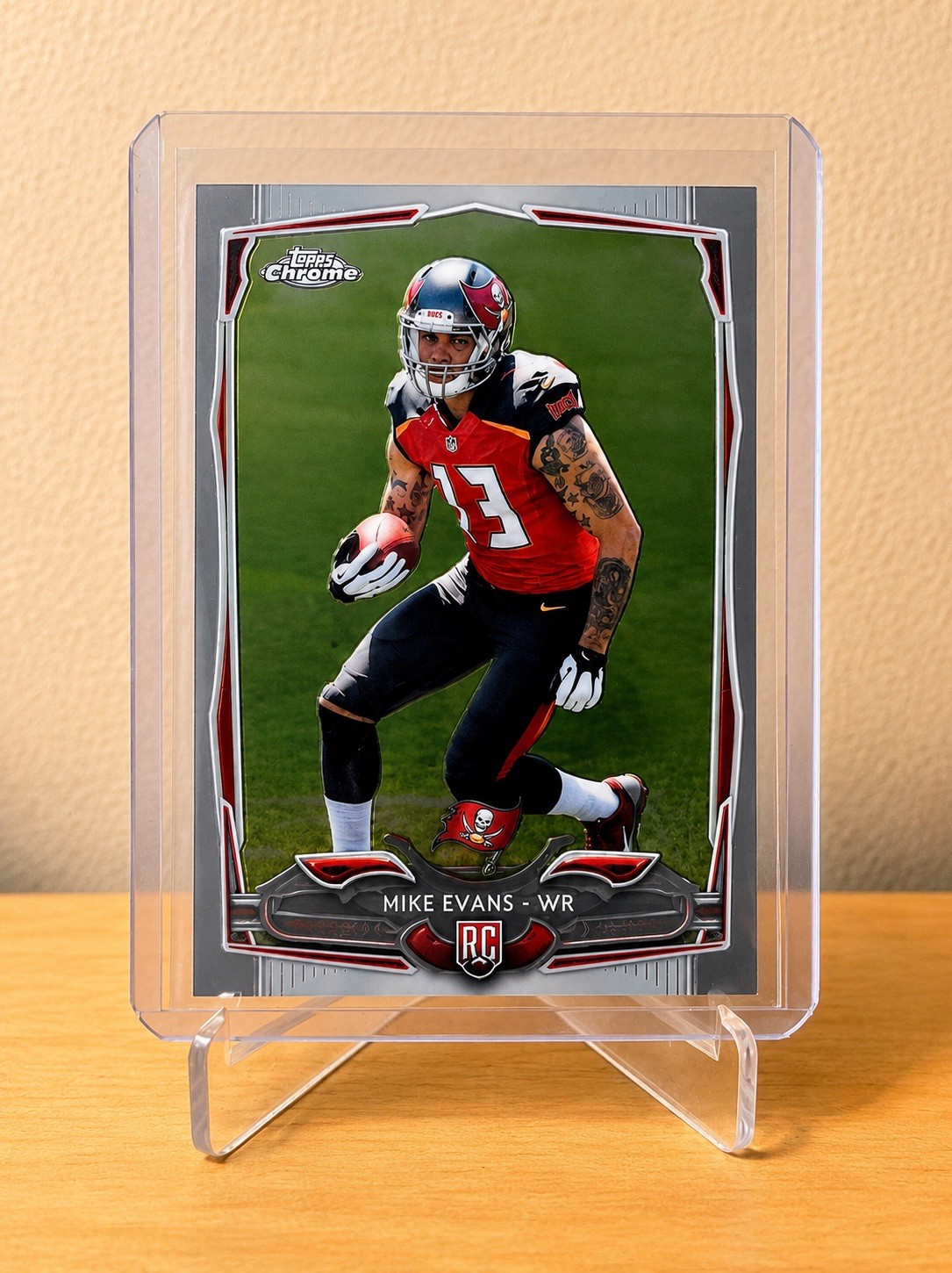 2014 Topps Chrome - Mike Evans #185 Ball in Right Hand (RC)