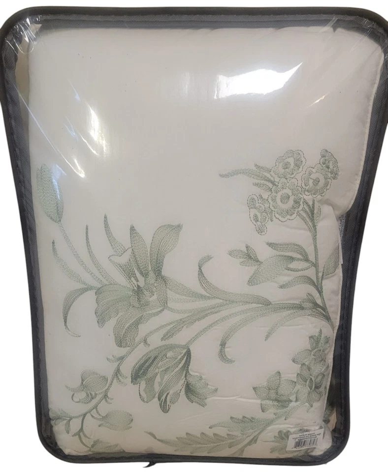 Laura Ashley Natalie 5-Piece Green Cotton King Bonus Duvet Set Green Botanical - Image 2 of 4