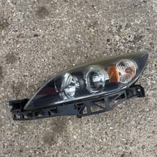 GENUINE 2006 MK1 MAZDA 3 - FRONT  N/S PASSENGER HEADLIGHT HEADLAMP