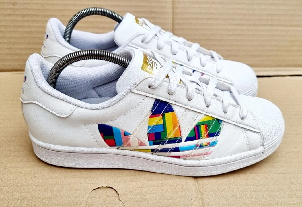 ADIDAS SUPERSTAR WHITE PRIDE TRAINERS MULTI SIDE STRIPES SIZE 6 UK