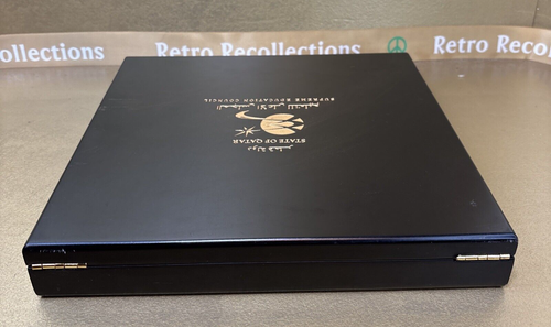 Placa rara de la Feria Universitaria Internacional de Qatar - Placa del Consejo Supremo de Educación - Imagen 5 de 24