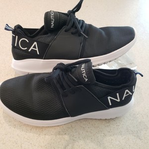 nautica running shoes