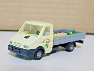 Busch 47975  1/87  Iveco Daily   Claus Fruits and Vegtables German Text NIB