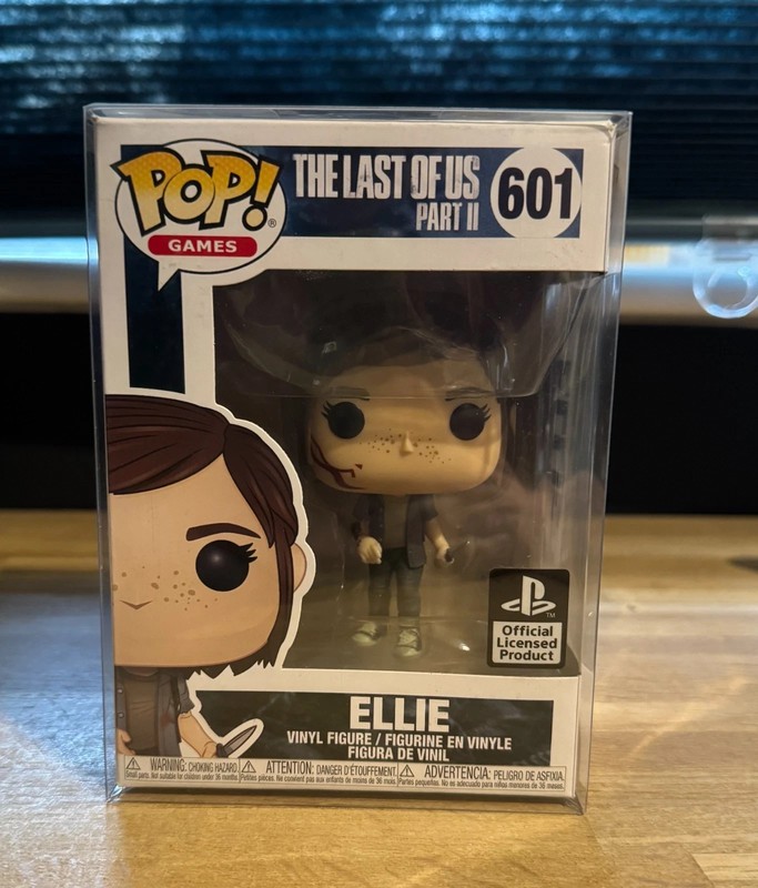 Funko POP! Games The Last of Us Part 2 Ellie #601 WITH Pop Protector NEW