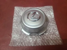 1998-2002 FOR Lexus LX470 Center Cap Hubcap Wheel center 74145 Silver NEW Single