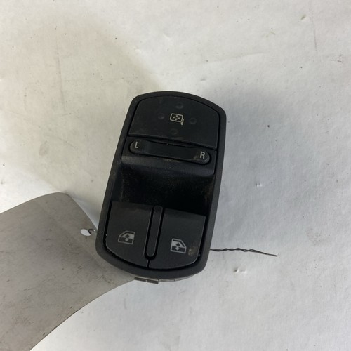 Fensterheberschalter vorne links 13258521AA Opel Corsa D Bj,07