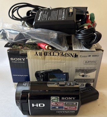 Sony Handycam HDR-CX130 Camcorder 3.3MP HD 1080p Exmor R CMOS 42x Zoom Bundle