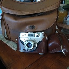 Balda 35mm Camera with Case 2 Package of Flash Bulbs and Accessories Vintage
