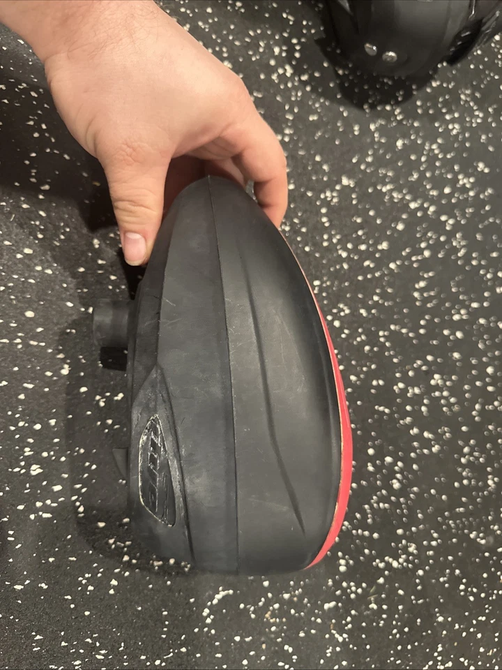 Cargador electrónico de tolva de paintball Dye LTR negro/rojo, negro alimentación de velocidad Exalt Foto 3 de 4