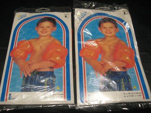 orange arm floaties