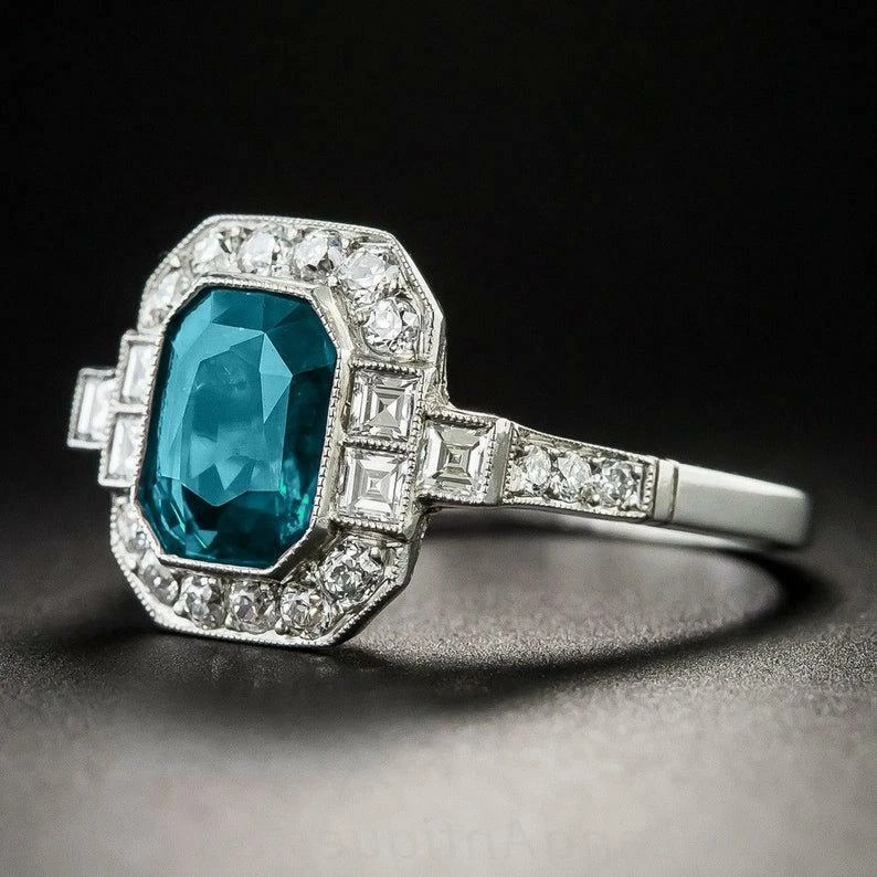 Anillo de compromiso topacio azul Londres corte esmeralda 2,50 quilates anillo topacio azul Londres Foto 2 de 4