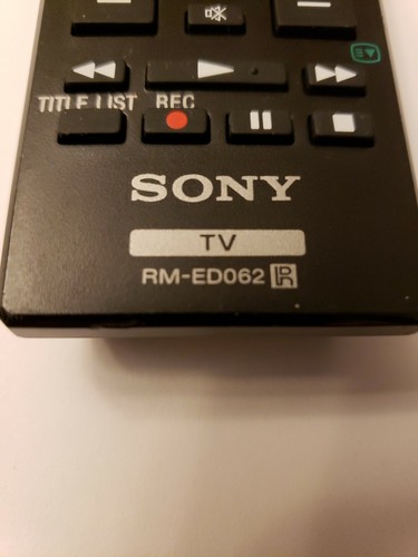 New Sony LCD TV Remote Control, model: RM-ED062, Original with SONY LOGO - Picture 4 of 6