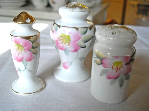 Vintage Noritake AZALEA Pink Flowers Gold Salt Shakers Japan ~ Set of 3 Singles 