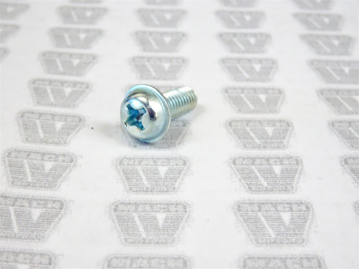 Yamaha NOS NEW 90149-06011 Screw AT BW CA CG CT CW DT FJ FZ FZR